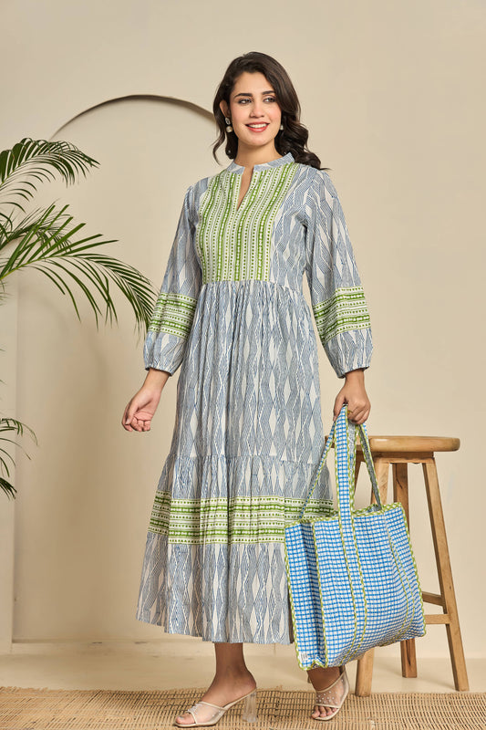 Handmade Blue Gingham Quilted Tote Bag – Cotton Patchwork Shoulder Bag with Green Accents