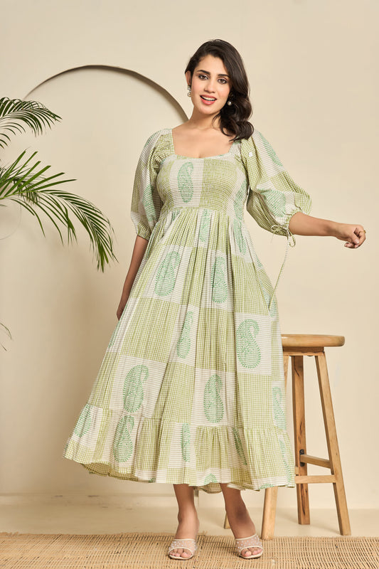 Green Paisley Checkered Cotton Maxi Dress – Square Neck Boho Dress with Puff Sleeves