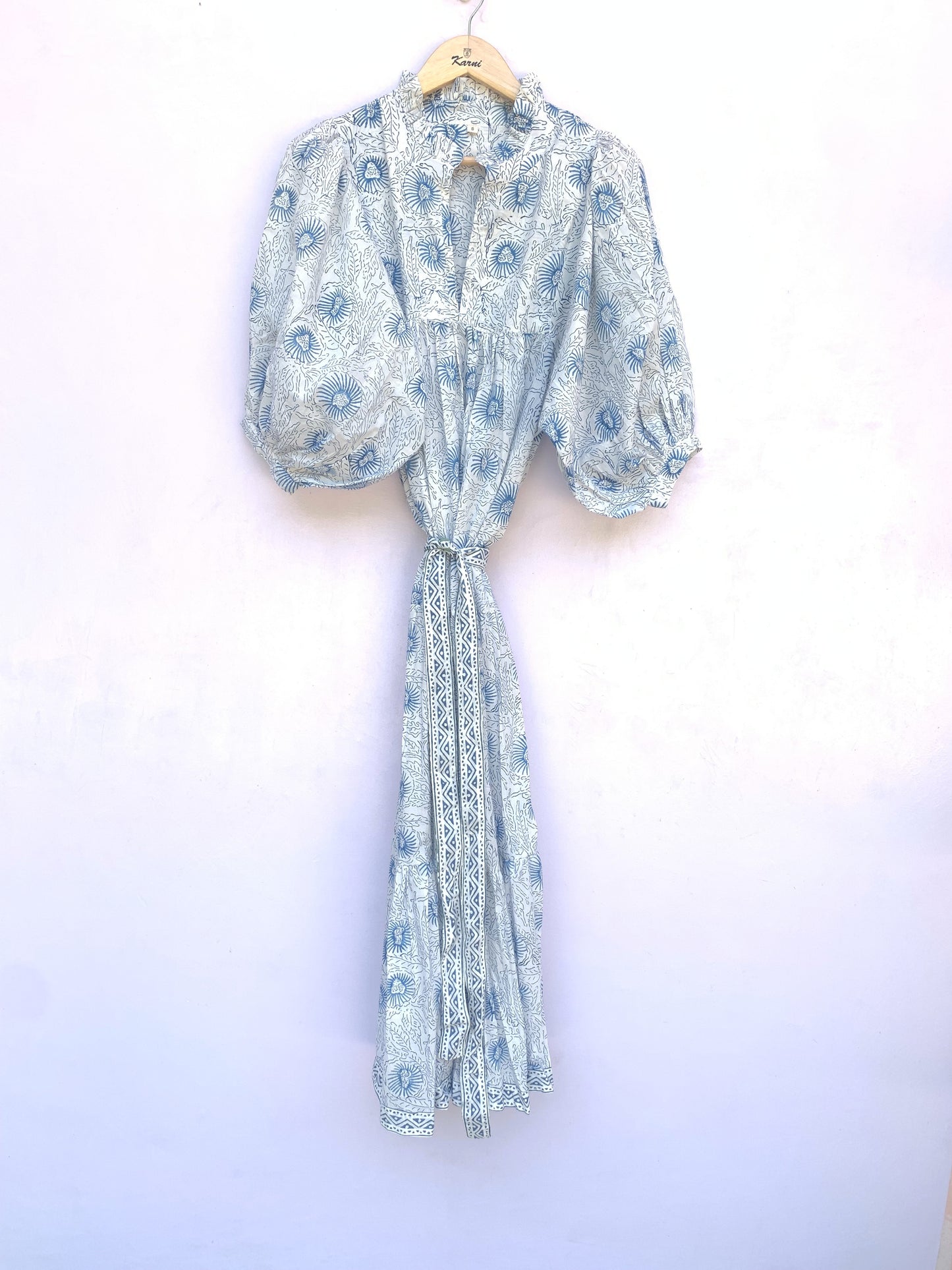 stylish blue-white floral printed women's maxi dress