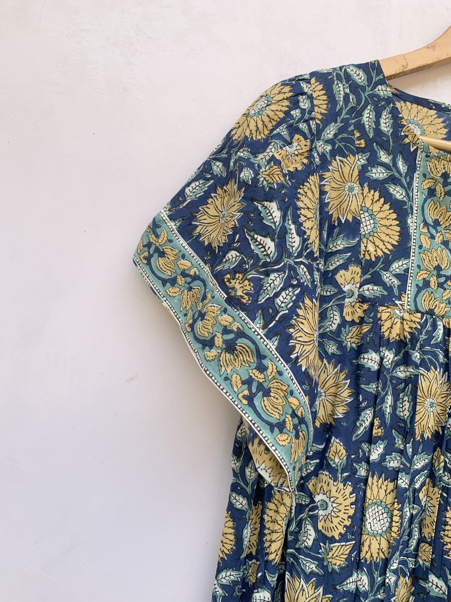 blue and yellow mini dress with short sleeves for women