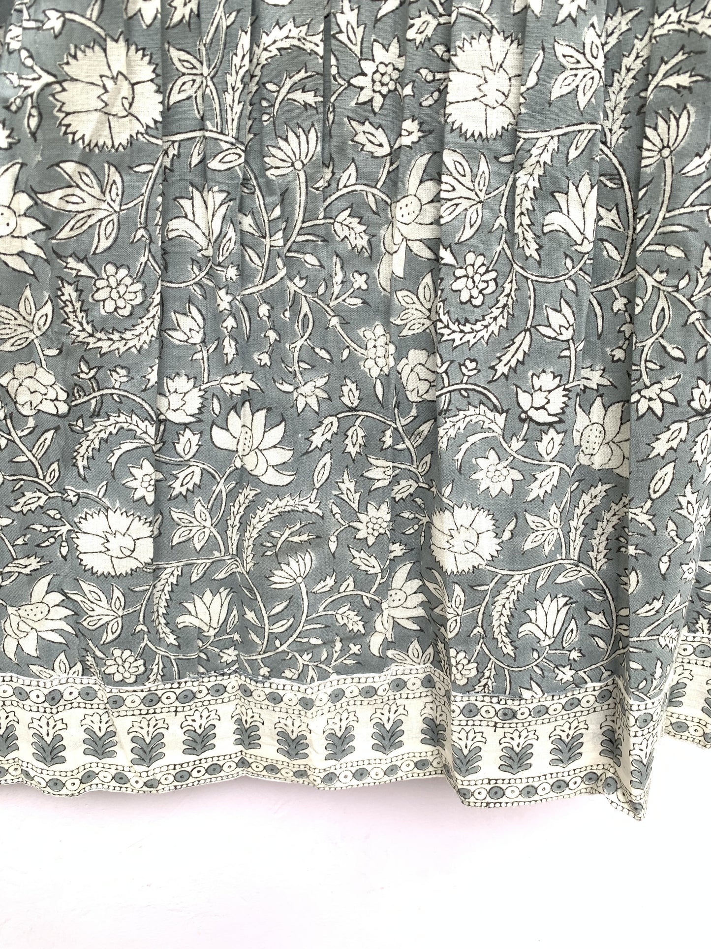 gray and white floral print cotton mini dress with belt
